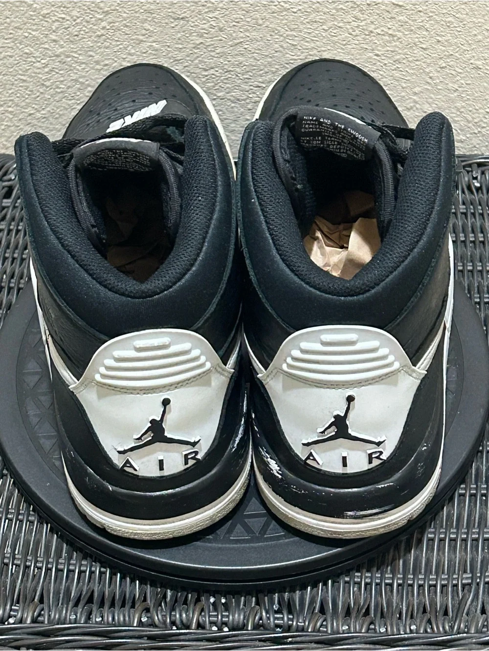 Size 10 Jordan Legacy 312 Black White AV3922-001